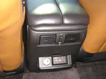 2004 Nissan Fuga Images