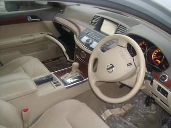 2004 Nissan Fuga Pictures