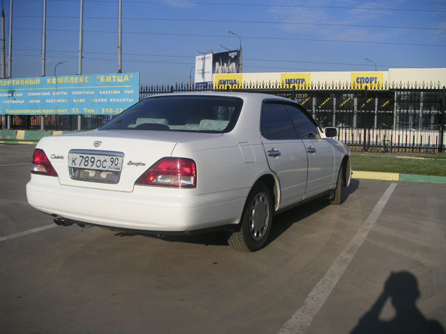 Nissan gloria 1998