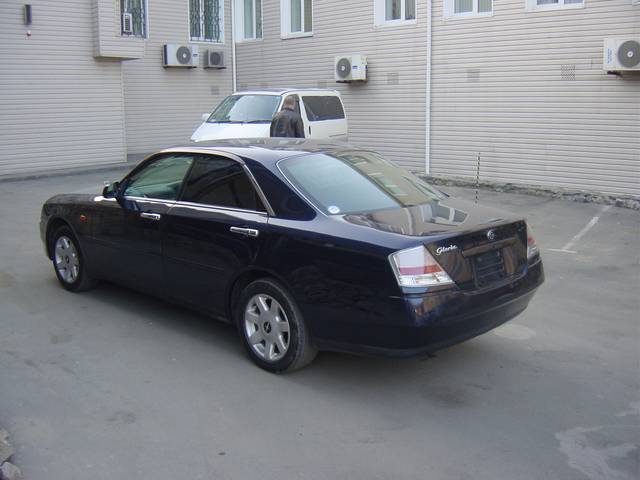 1999 Nissan Gloria