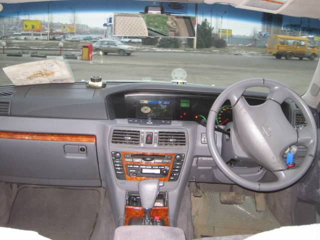 1999 Nissan Gloria