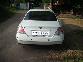 2000 Nissan Gloria Pictures