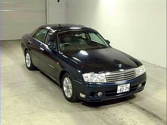 2001 Nissan Gloria Photos