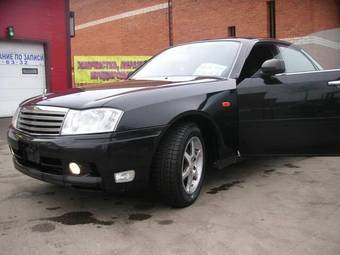 2001 Nissan Gloria Photos