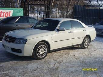 2002 Nissan Gloria Pictures