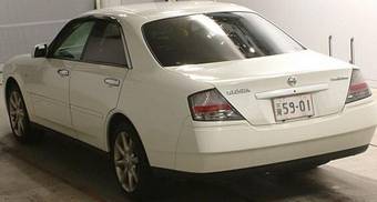 2002 Nissan Gloria Pictures