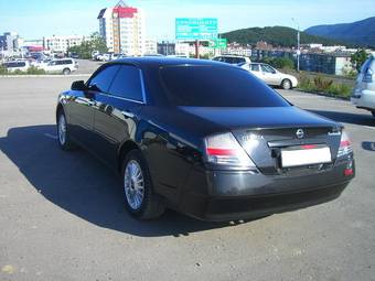 2003 Nissan Gloria Photos