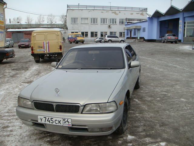 1995 Nissan Laurel