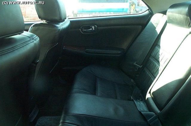 1998 Nissan Laurel