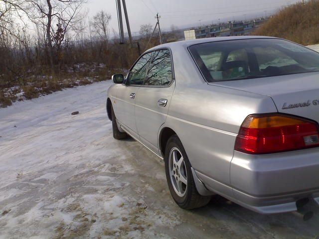 Nissan laurel 1999