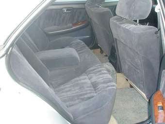 1999 Nissan Laurel Images