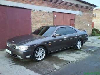 1999 Nissan Laurel Pics