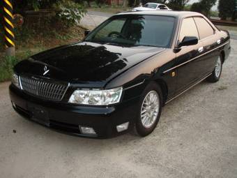 1999 Nissan Laurel Pictures