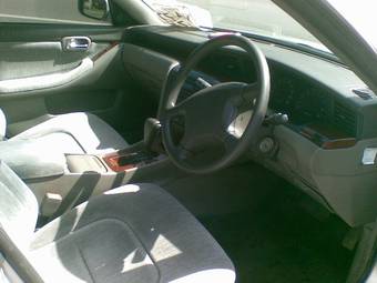 1999 Nissan Laurel Photos