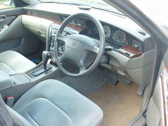 1999 Nissan Laurel Pictures