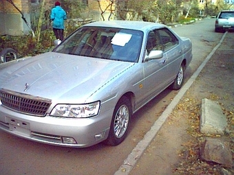 Nissan Laurel