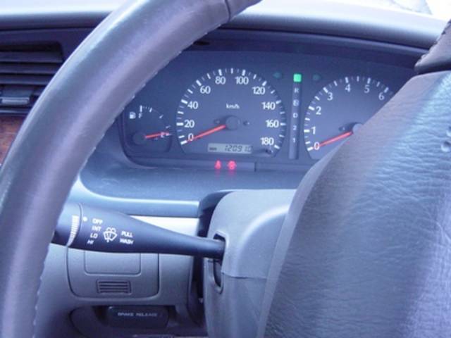 2000 Nissan Laurel
