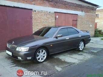 2000 Nissan Laurel