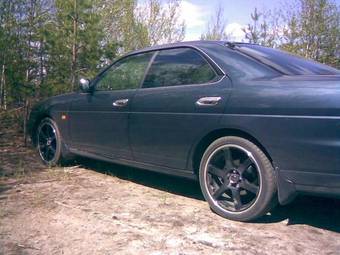 2000 Nissan Laurel Photos