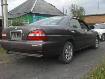 2000 Nissan Laurel Pics