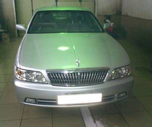 2001 Nissan Laurel Photos