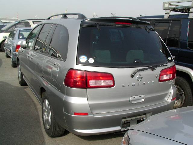 2002 Nissan Liberty