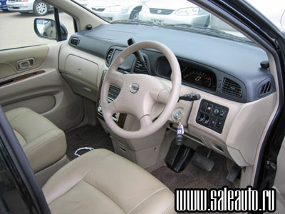 2002 Nissan Liberty Photos