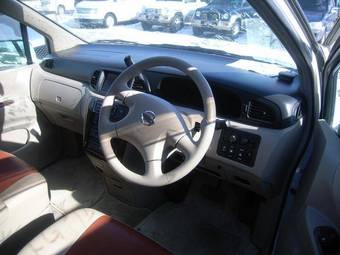 2002 Nissan Liberty Pics