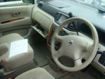 2003 Nissan Liberty Pics