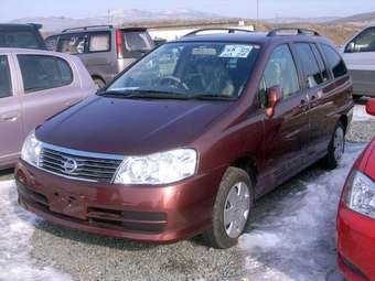 2003 Nissan Liberty Photos