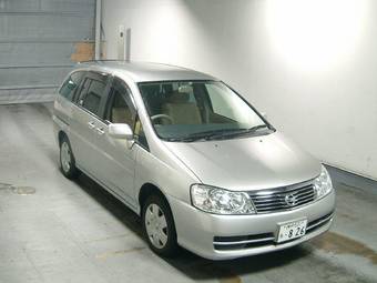 2003 Nissan Liberty Pictures