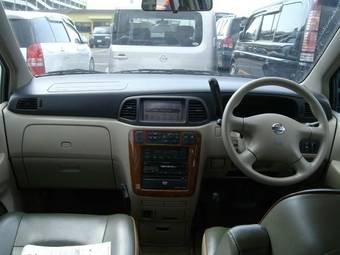 2003 Nissan Liberty Photos