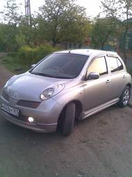 2002 Nissan March Photos