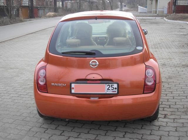 2003 Nissan March