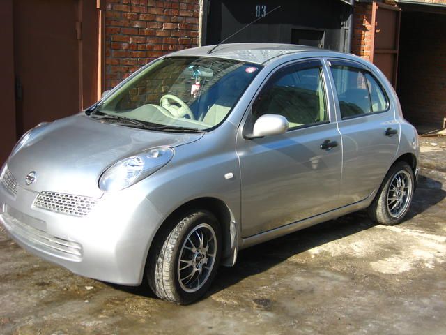 2003 Nissan March