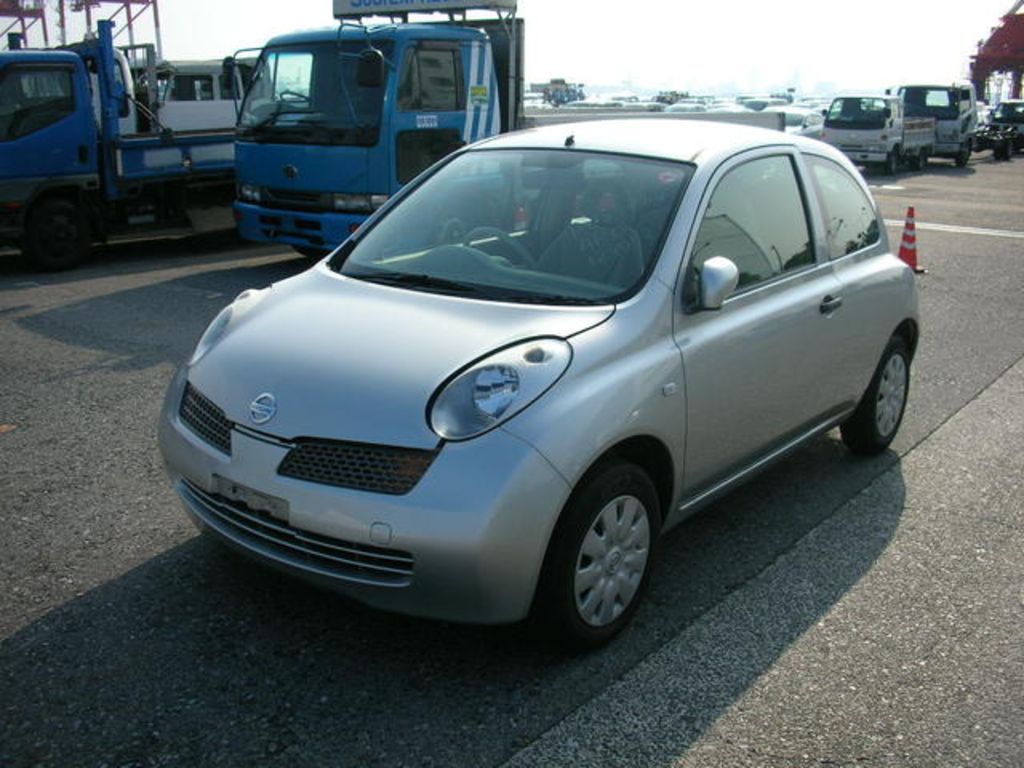 2003 Nissan March