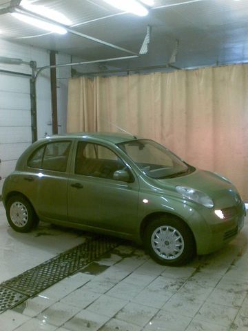 2003 Nissan March