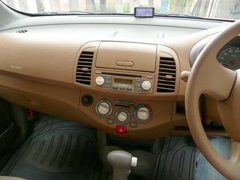 2003 Nissan March Pictures