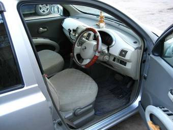 2003 Nissan March Photos