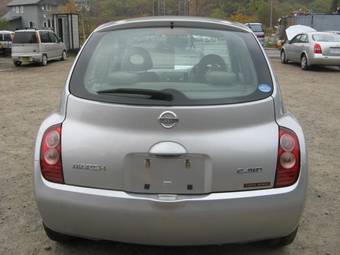 2004 Nissan March Pictures