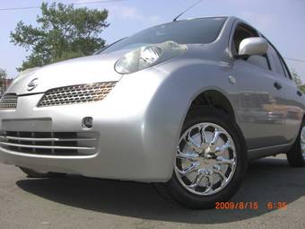 2004 Nissan March Images