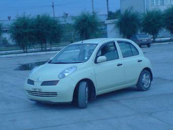 2004 Nissan March Pictures