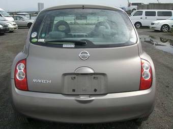 2006 Nissan March Images