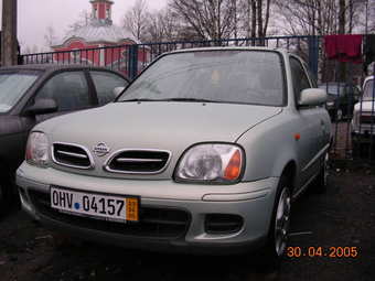 2002 Nissan Micra Images