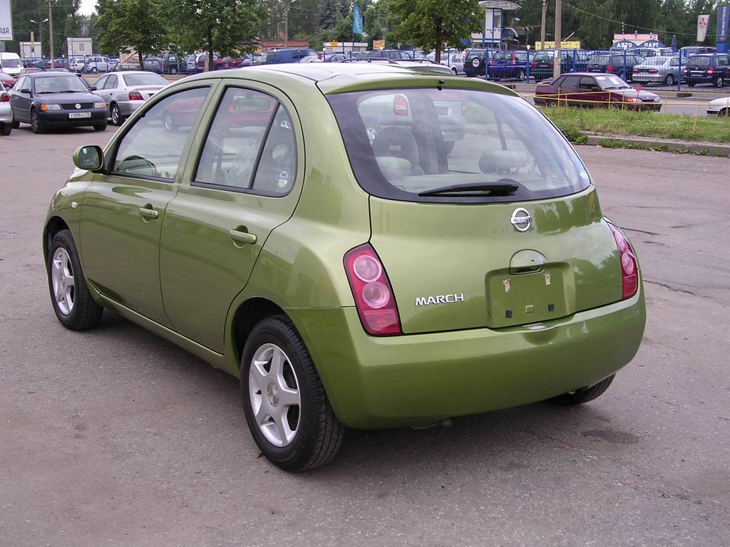 2002 Nissan Micra Pictures