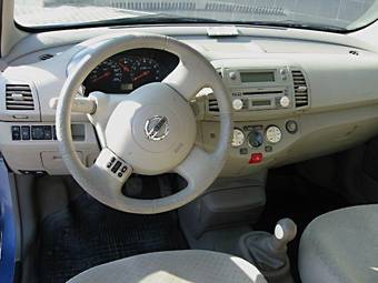 2004 Nissan Micra Images