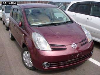 2005 Nissan Note Pictures