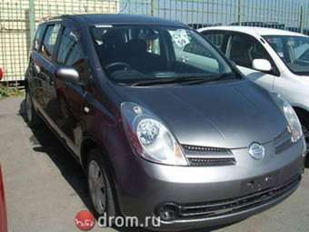 2005 Nissan Note Images