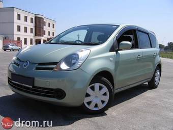 2005 Nissan Note Pictures