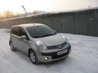 2006 Nissan Note Pictures